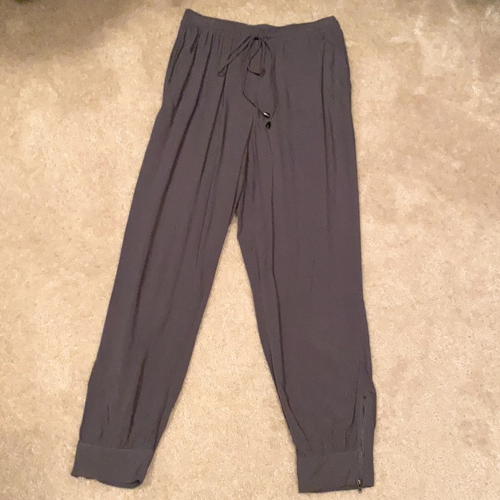Women’s jogger style pants from Forever21